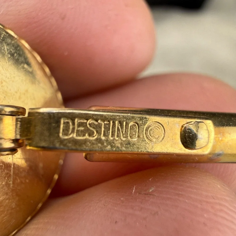 Vintage Destino Cufflinks Gold Tone Textured Round Bullet Back Signed